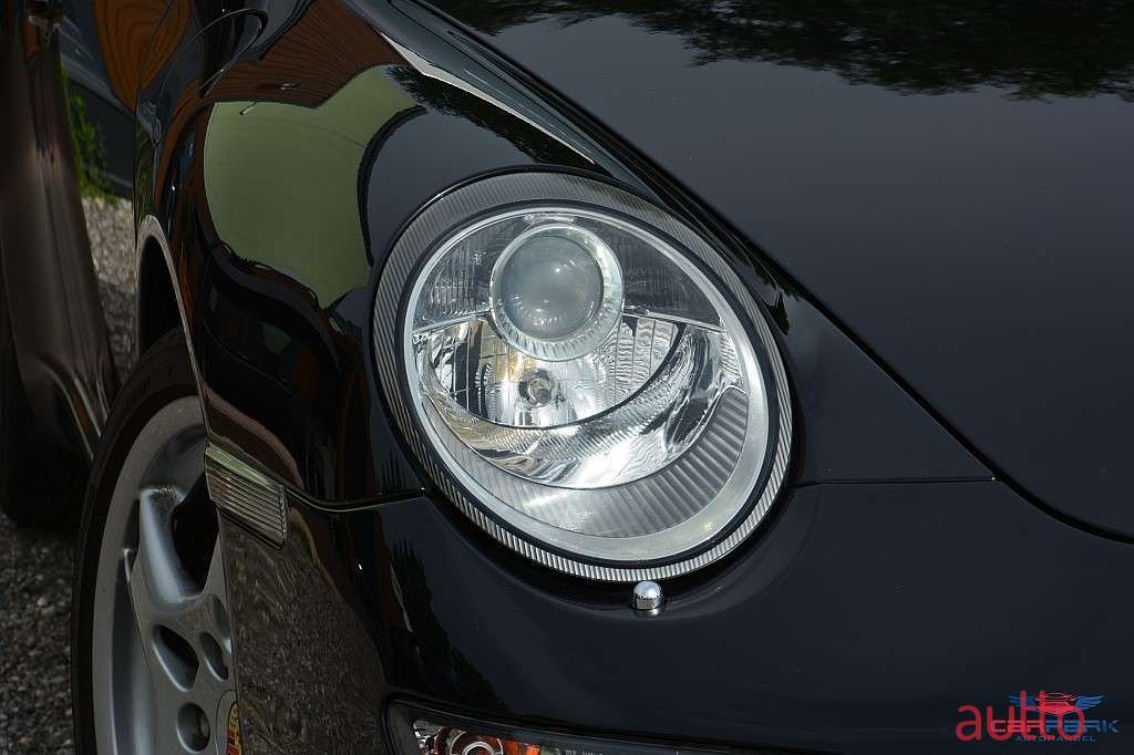2005' Porsche 911 Carrera photo #3