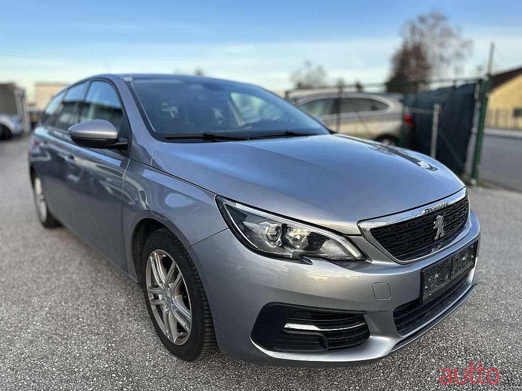 2019' Peugeot 308 photo #3