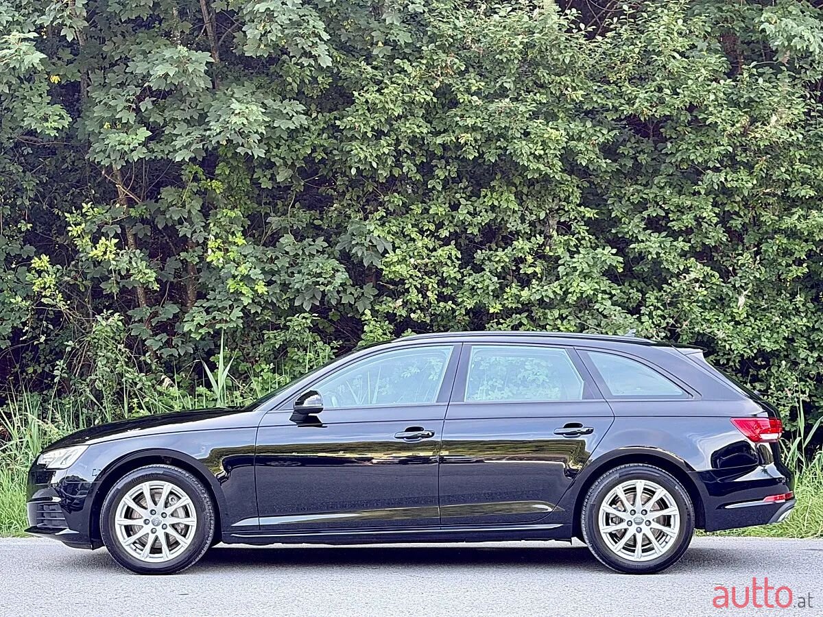 2019' Audi A4 photo #6