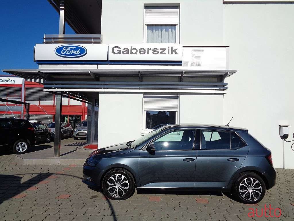 2017' Skoda Fabia photo #2