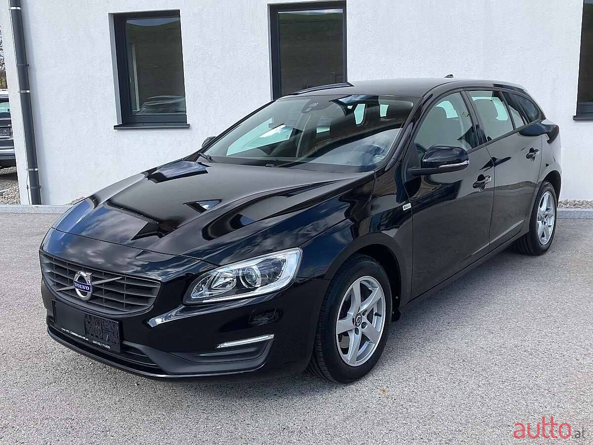 2016' Volvo V60 photo #1