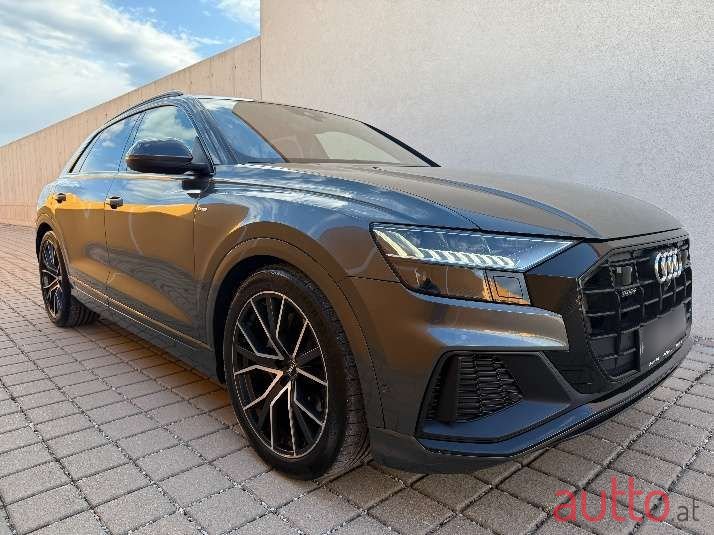 2018' Audi Q8 photo #3