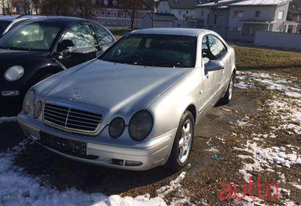 1998' Mercedes-Benz Clk-Klasse photo #1
