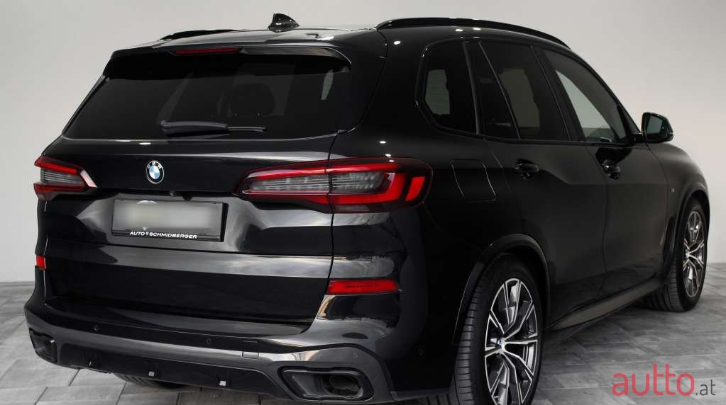 2021' BMW X5 photo #6