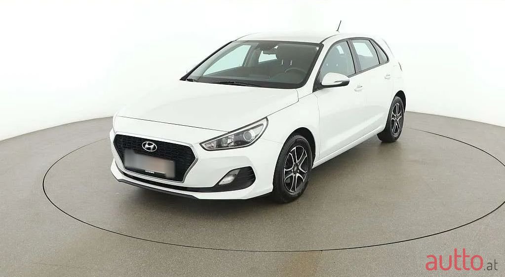 2019' Hyundai i30 photo #1