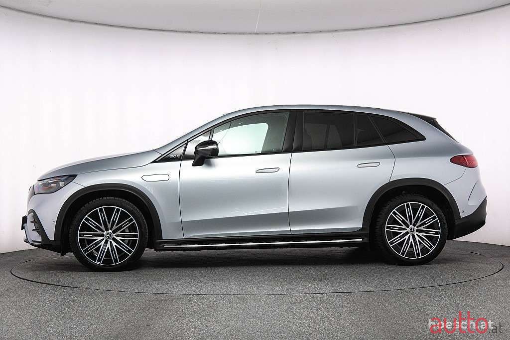 2024' Mercedes-Benz EQE photo #3