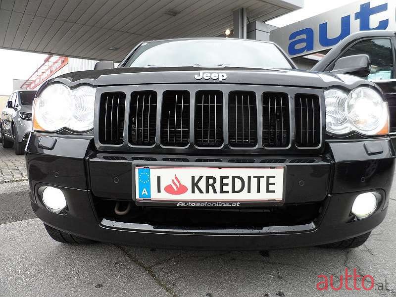 2010' Jeep Grand Cherokee photo #1
