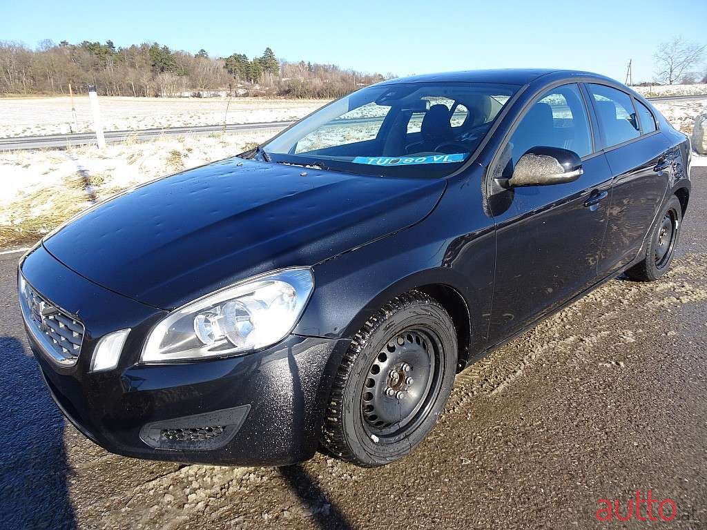 2011' Volvo S60 photo #1
