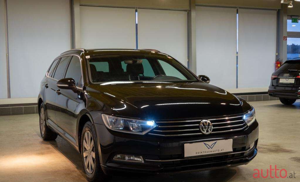 2016' Volkswagen Passat photo #5