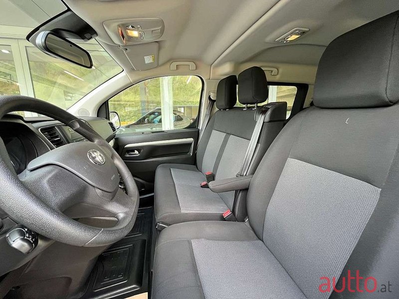 2021' Toyota ProAce photo #3