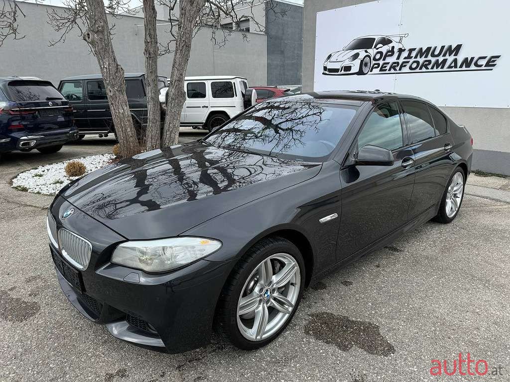 2011' BMW 5Er-Reihe photo #1