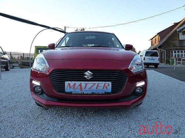 2017' Suzuki Swift photo #2