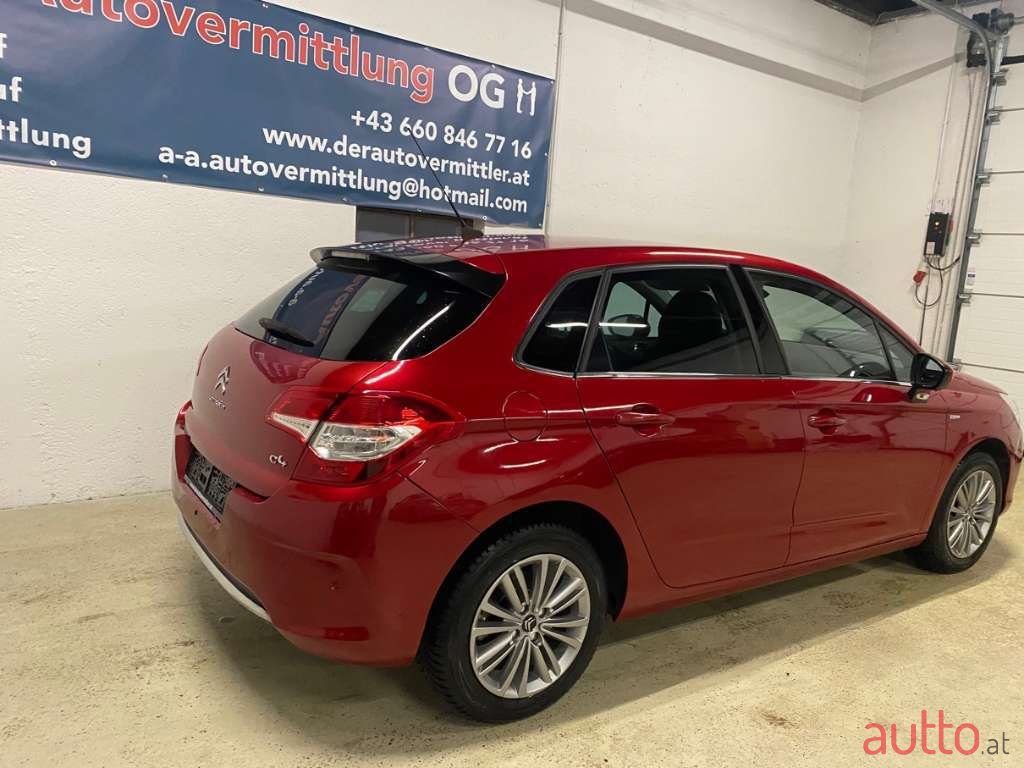 2012' Citroen C4 photo #2