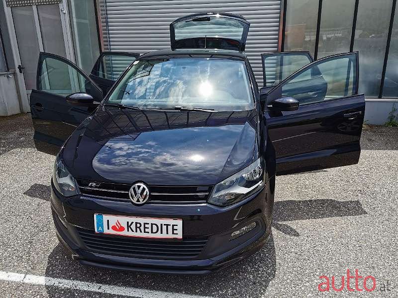 2013' Volkswagen Polo photo #4