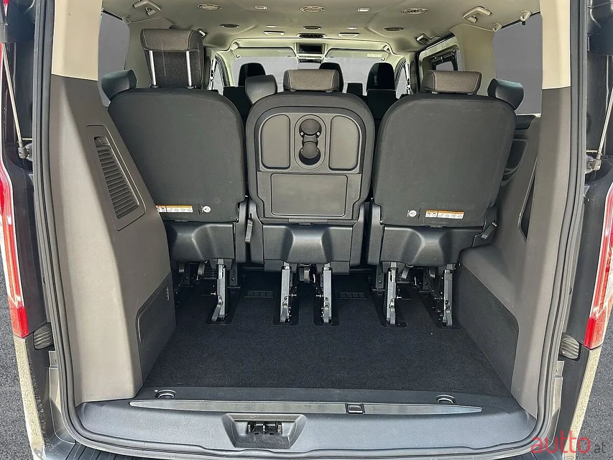 2021' Ford Tourneo photo #4