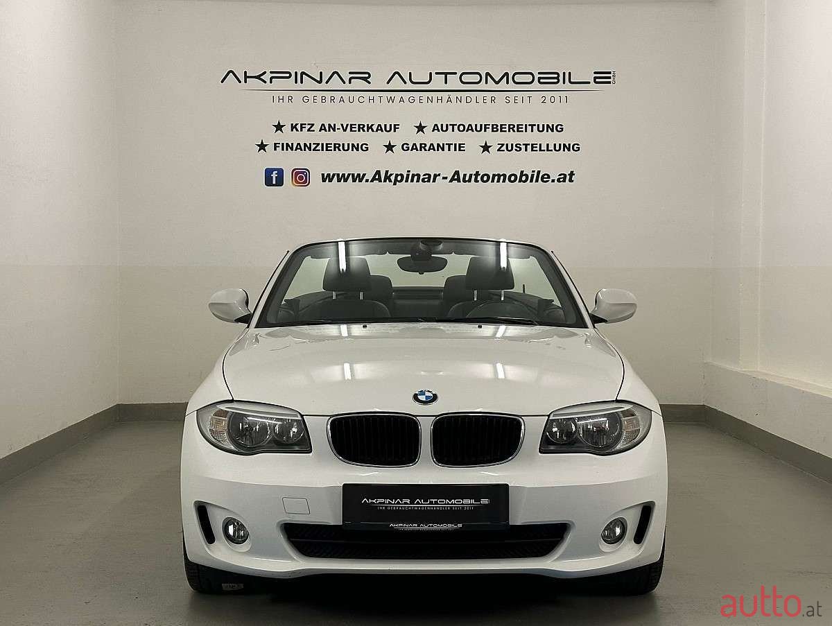 2011' BMW 1Er-Reihe photo #2