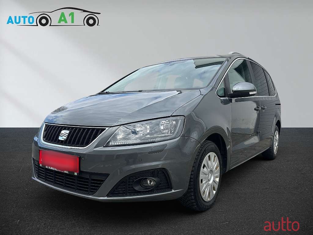 2010' SEAT Alhambra photo #1