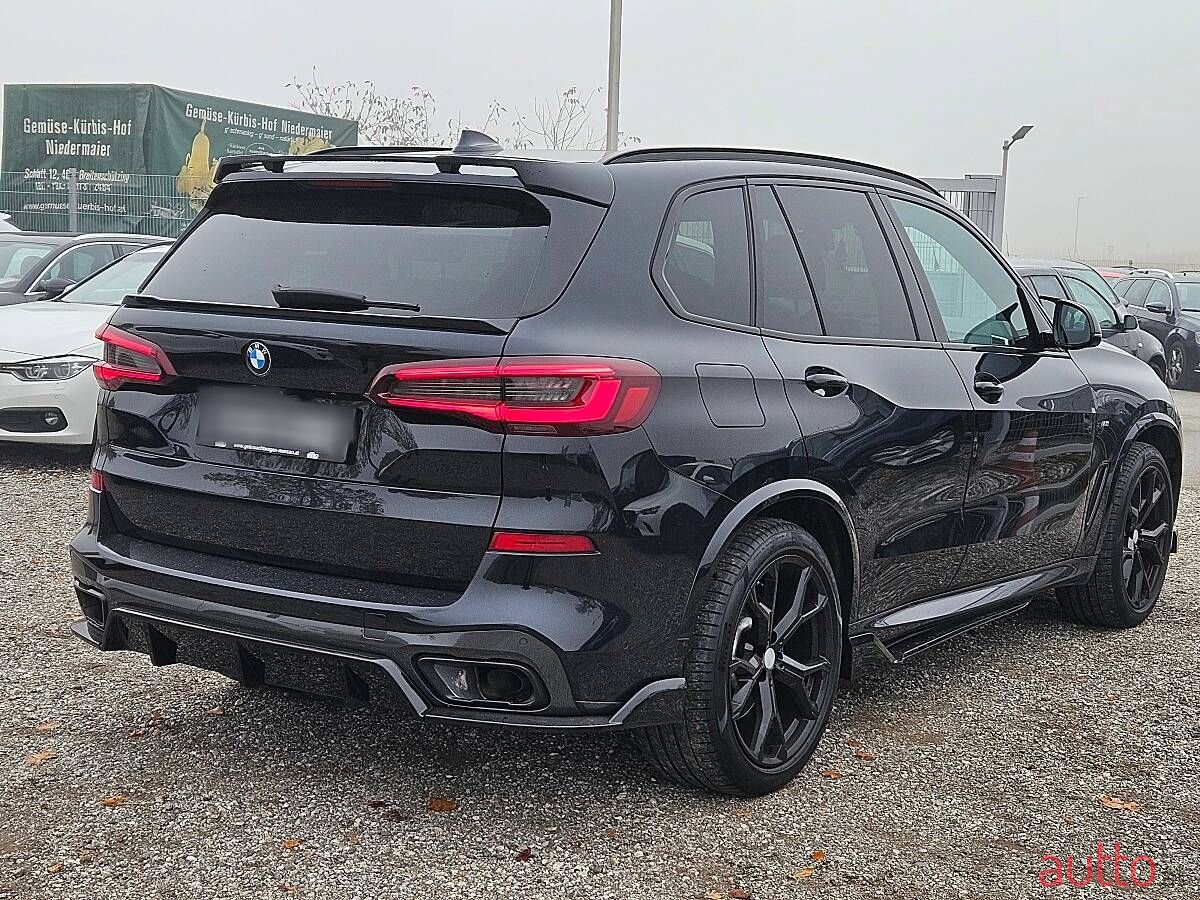 2021' BMW X5 photo #4