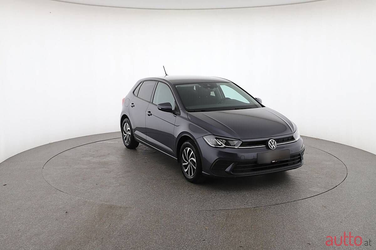 2023' Volkswagen Polo photo #1