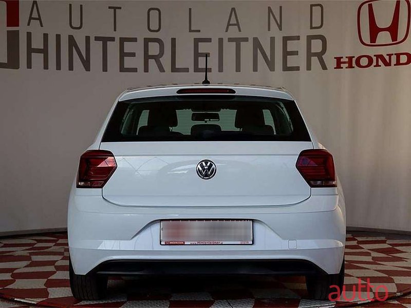 2019' Volkswagen Polo photo #3