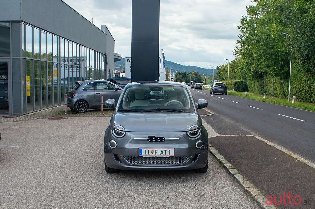 2021' Fiat 500 photo #1