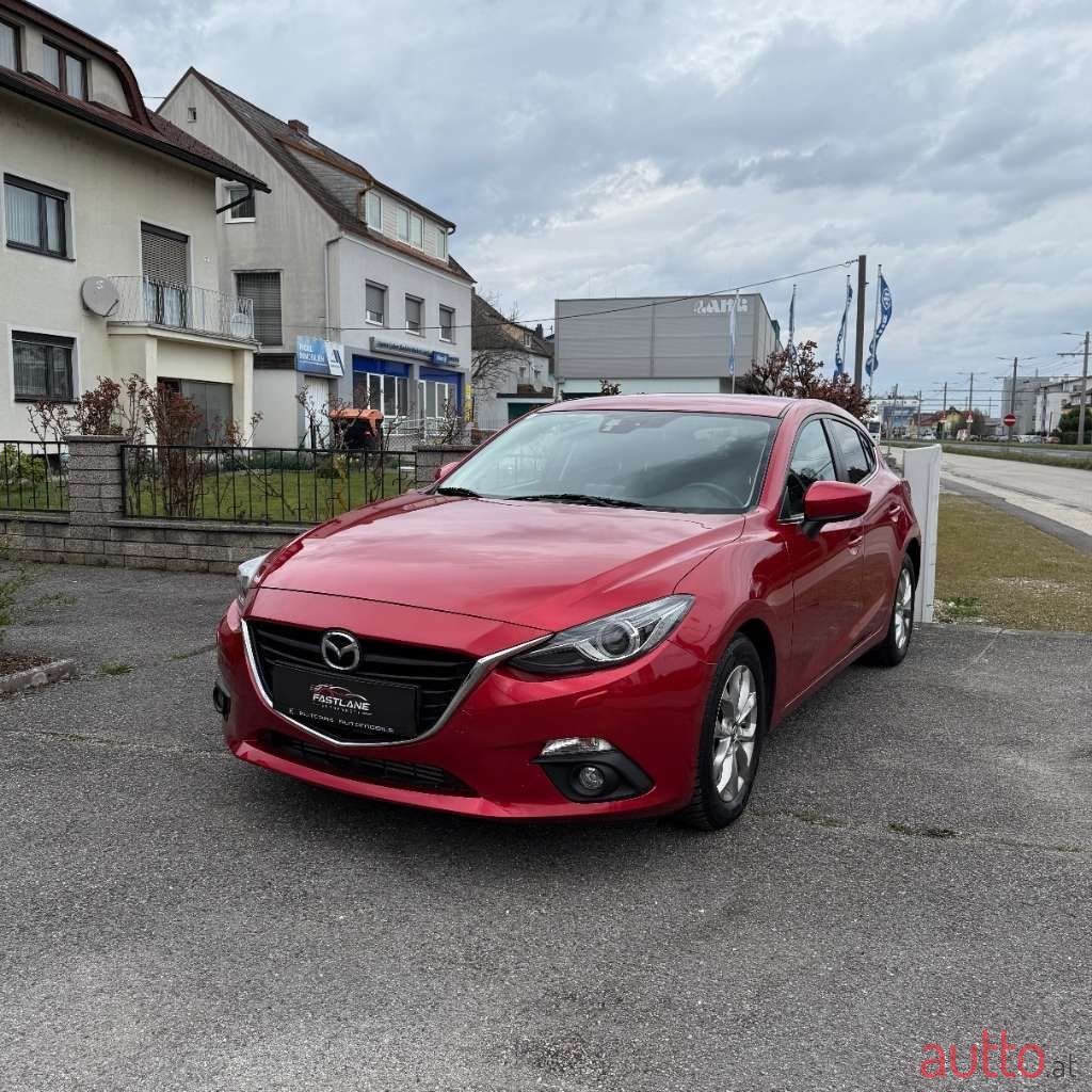 2015' Mazda Mazda3 photo #1