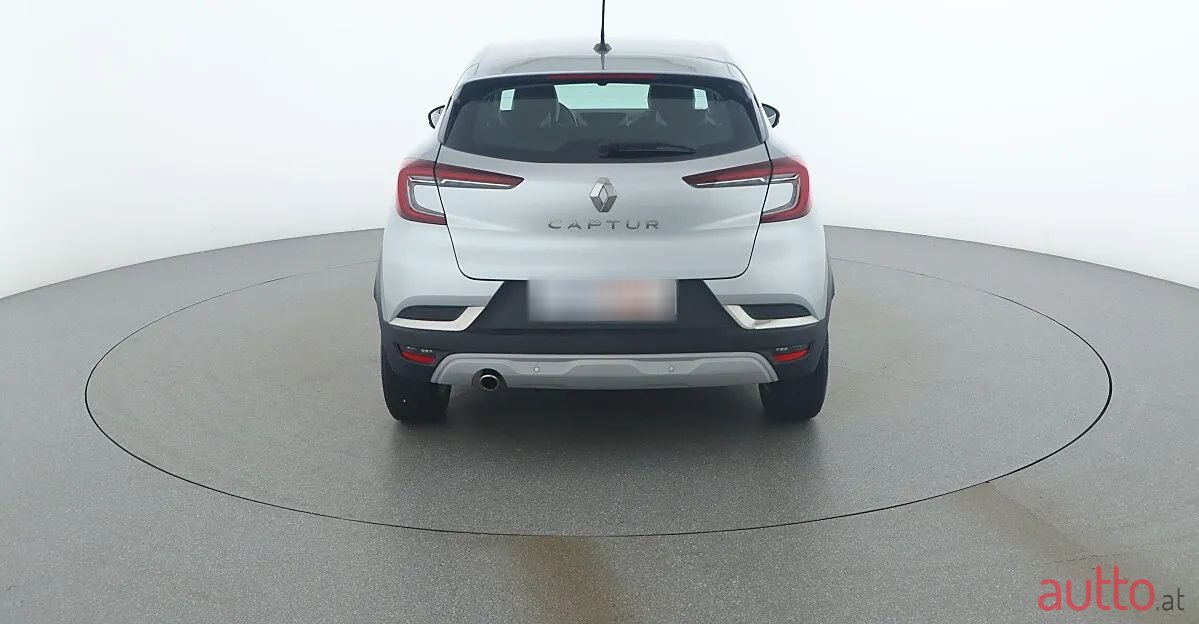 2020' Renault Captur photo #4