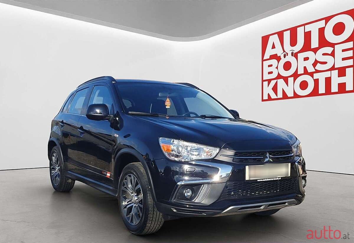 2018' Mitsubishi ASX photo #1