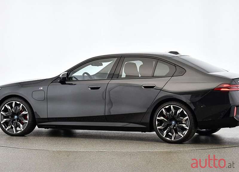 2024' BMW 5Er-Reihe photo #2