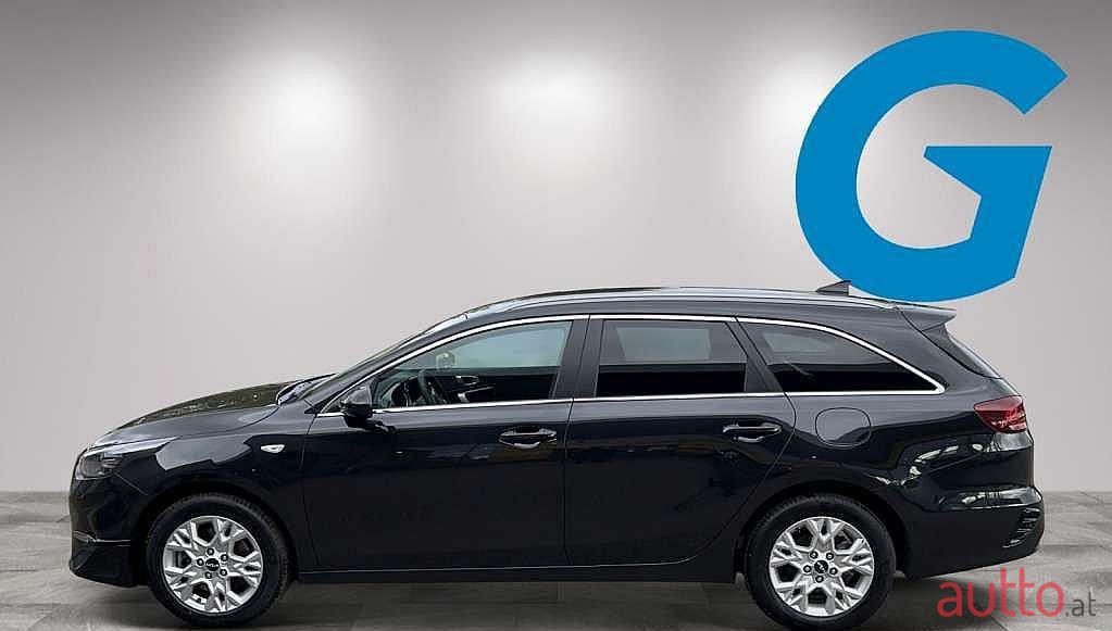 2022' Kia Ceed photo #5