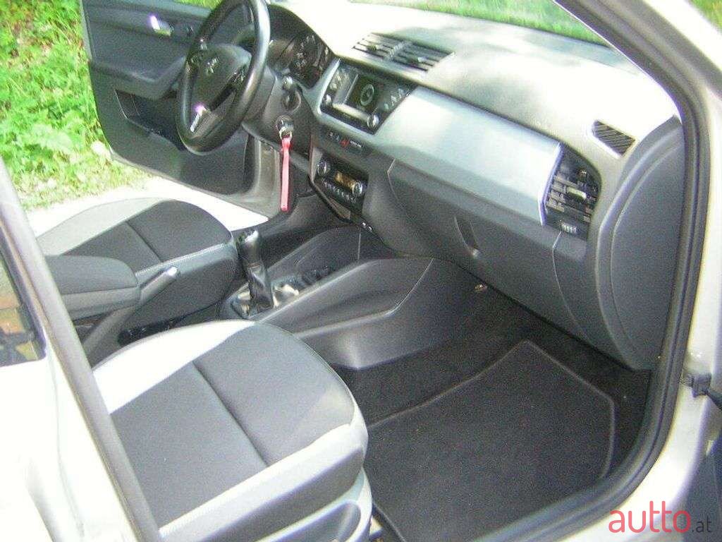 2017' Skoda Fabia photo #6