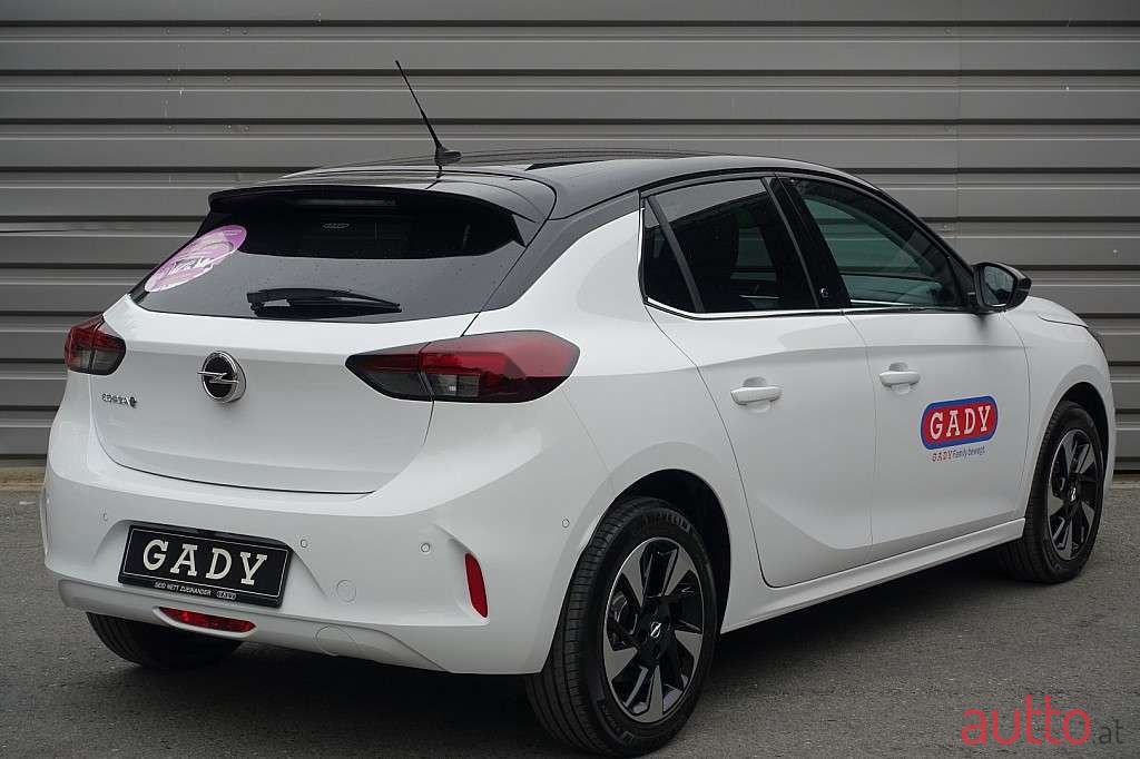 2022' Opel Corsa photo #4