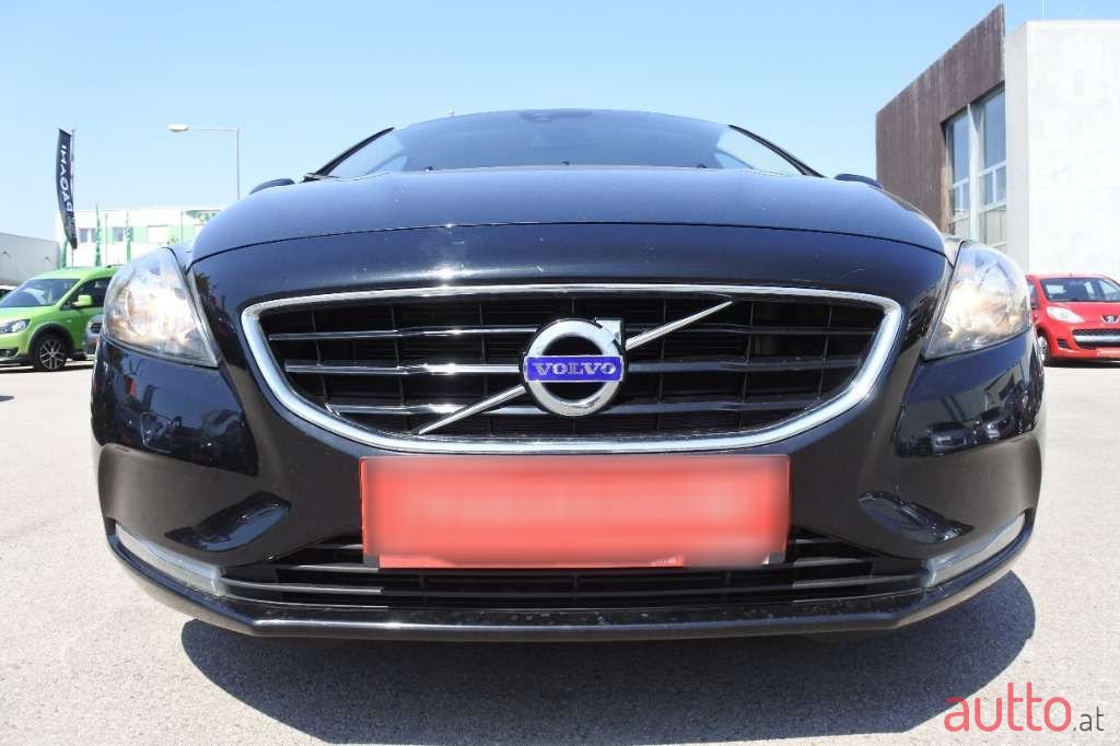 2014' Volvo V40 photo #6