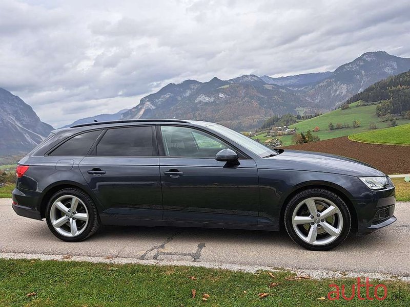 2019' Audi A4 photo #4