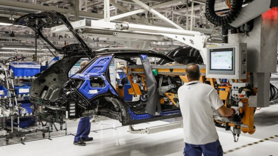 Aktie in Rot: Manager-Beben bei Volkswagen!