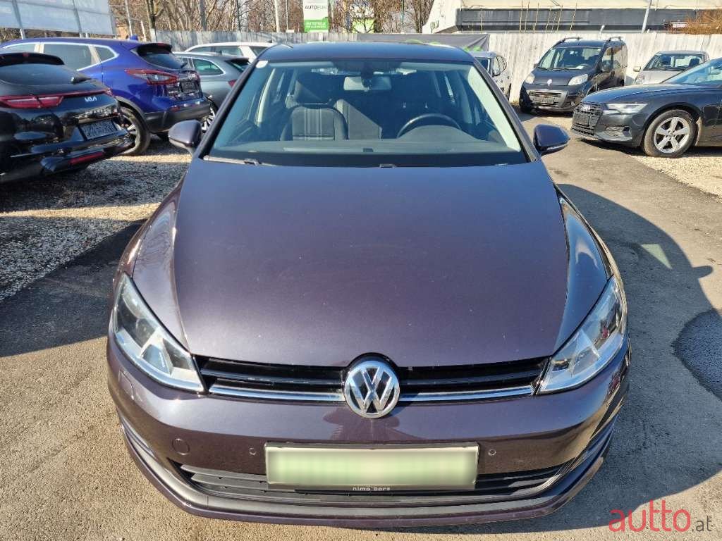 2015' Volkswagen Golf photo #4