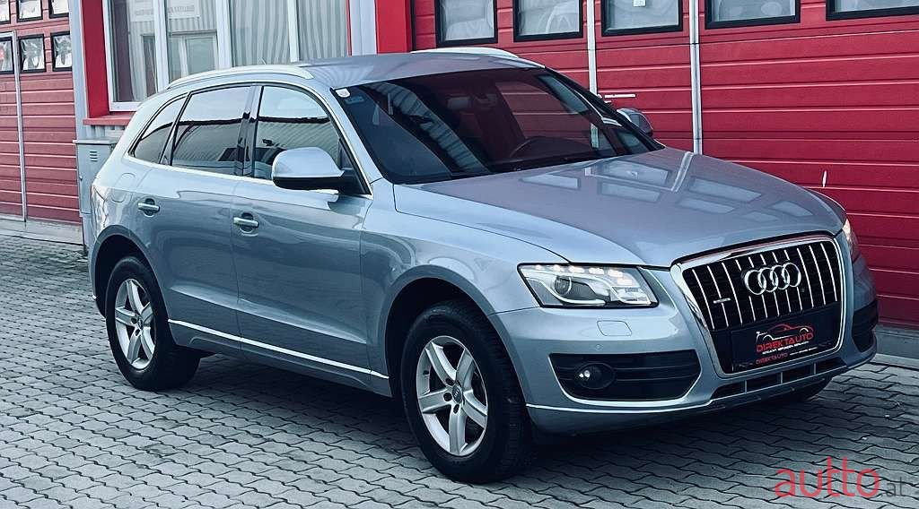 2010' Audi Q5 photo #4