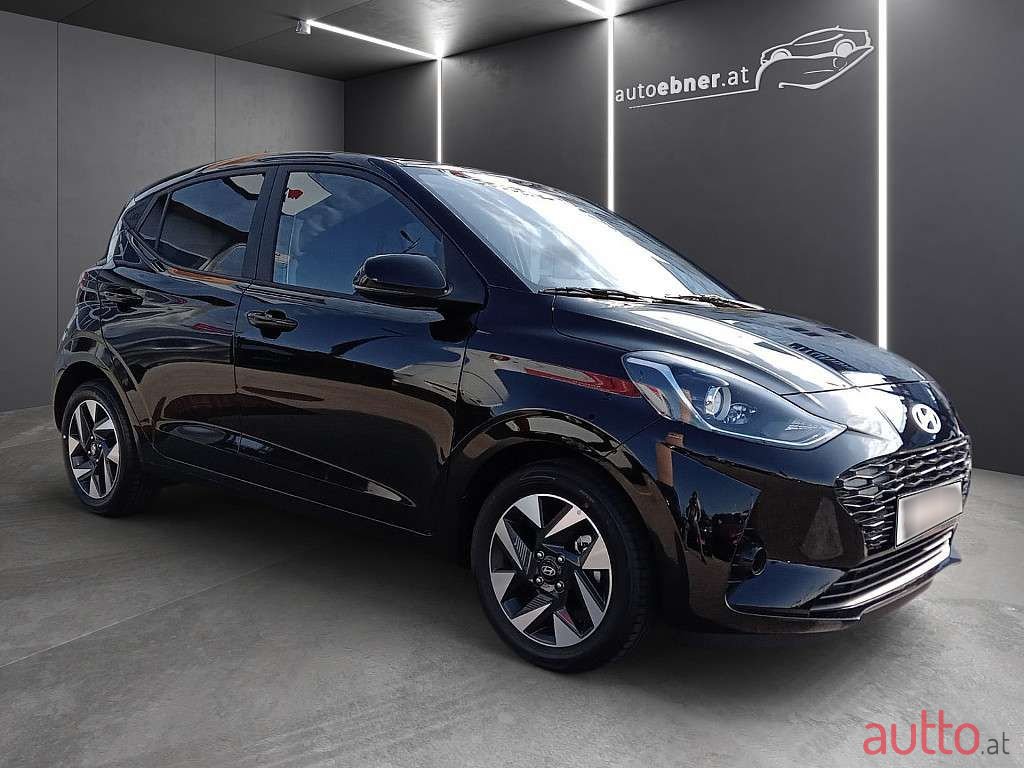 2023' Hyundai i10 photo #3