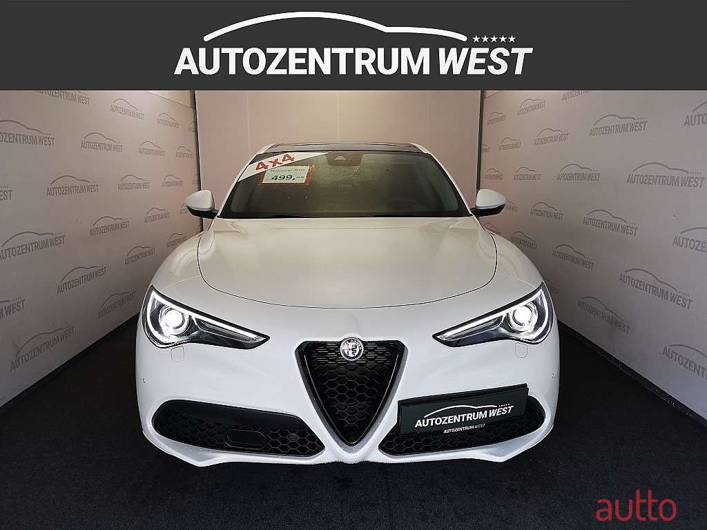 2020' Alfa Romeo Stelvio photo #1
