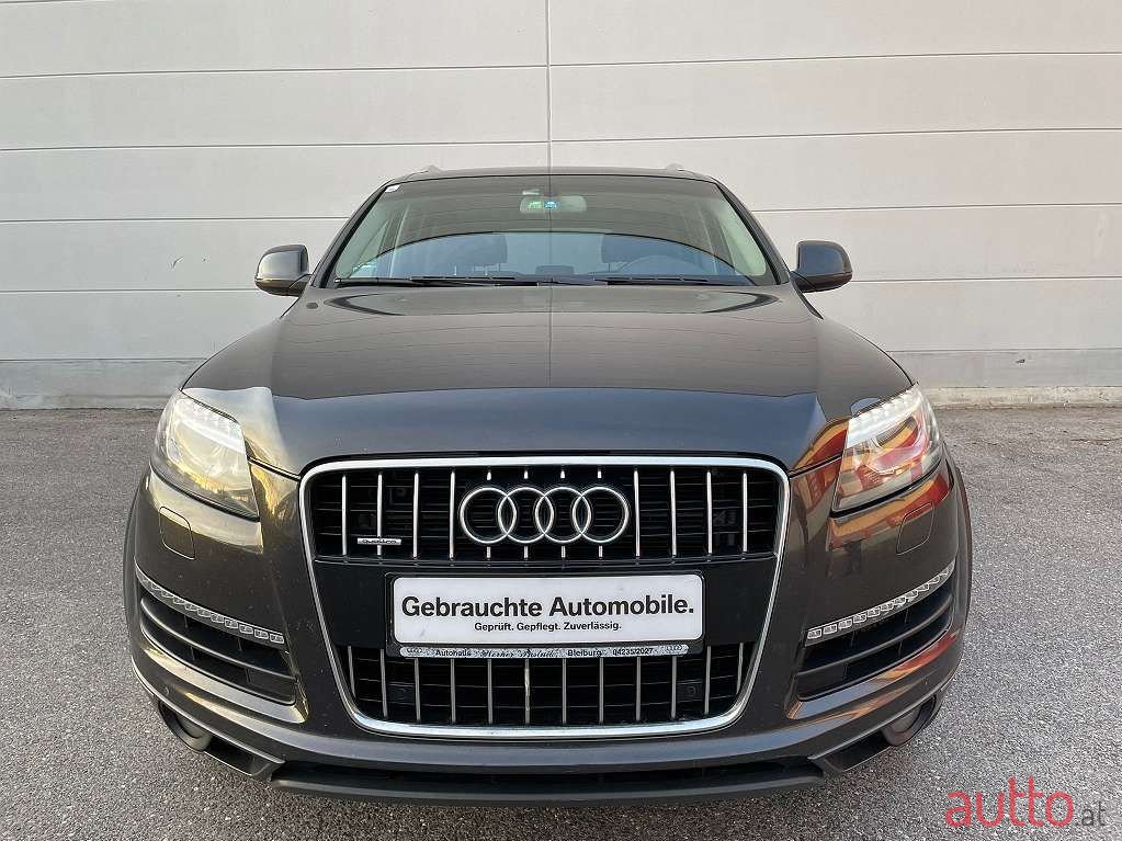 2010' Audi Q7 photo #2