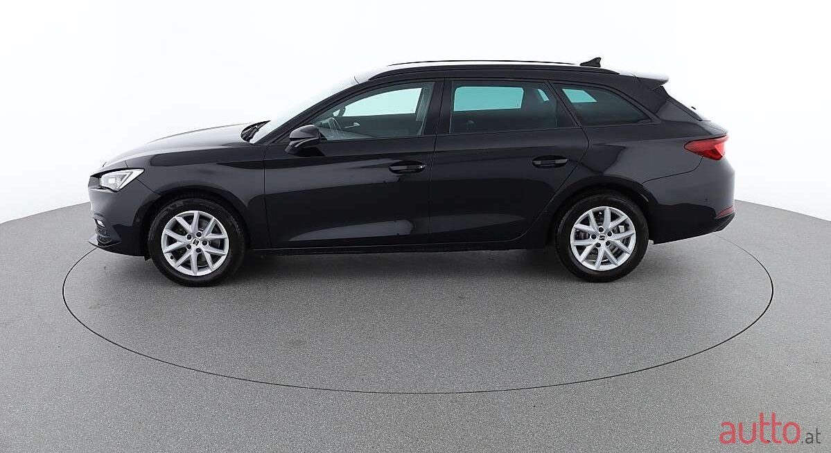 2020' SEAT Leon photo #2