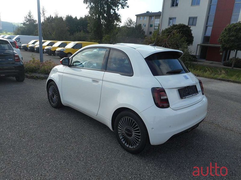 2021' Fiat 500 E photo #4