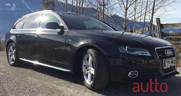 2011' Audi A4 photo #2