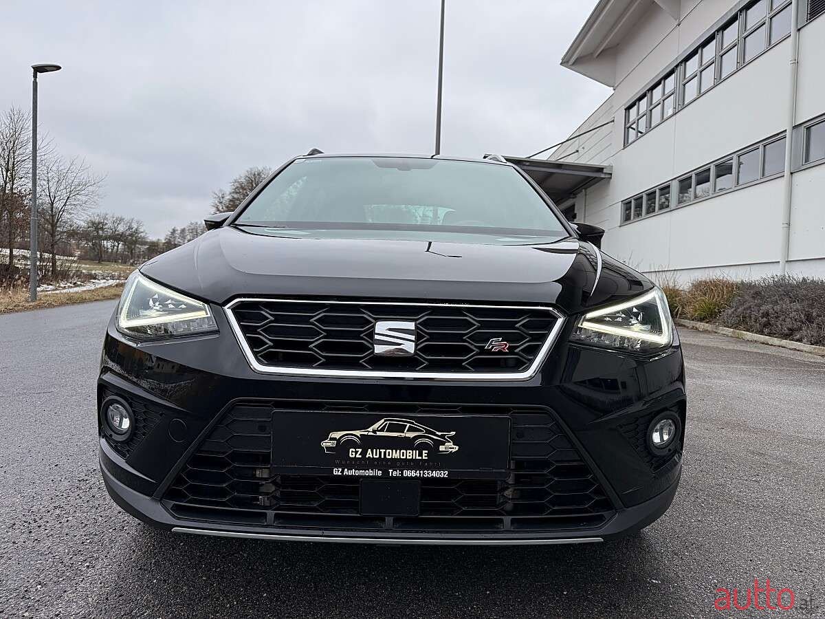 2020' SEAT Arona photo #2