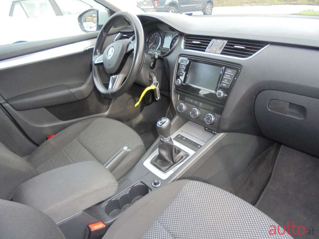 2017' Skoda Octavia photo #5