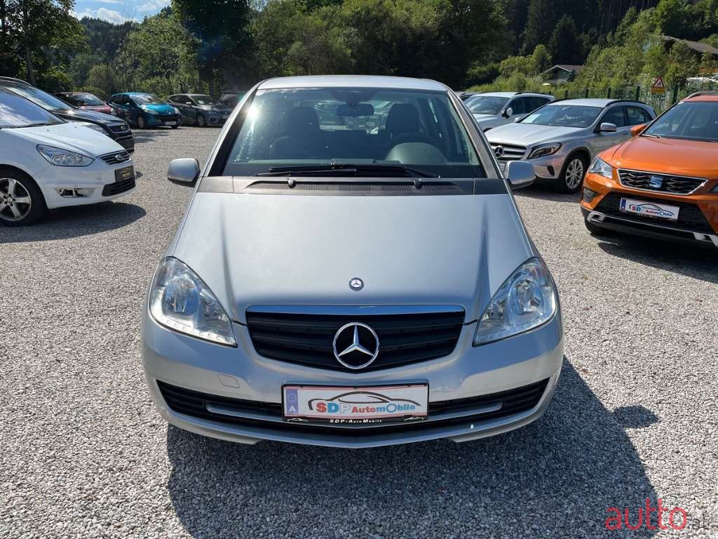 2012' Mercedes-Benz A-Klasse photo #2