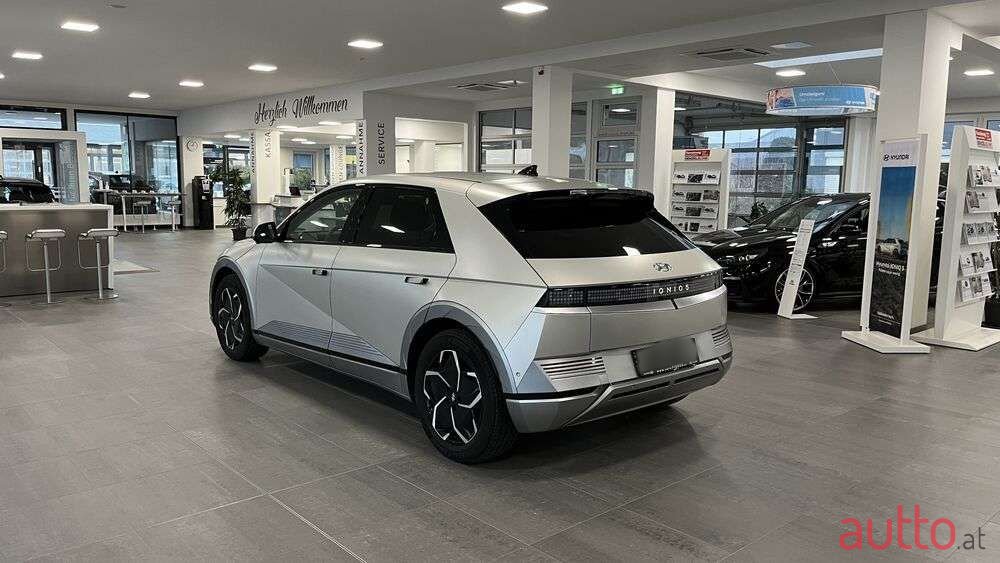 2021' Hyundai Ioniq 5 photo #4