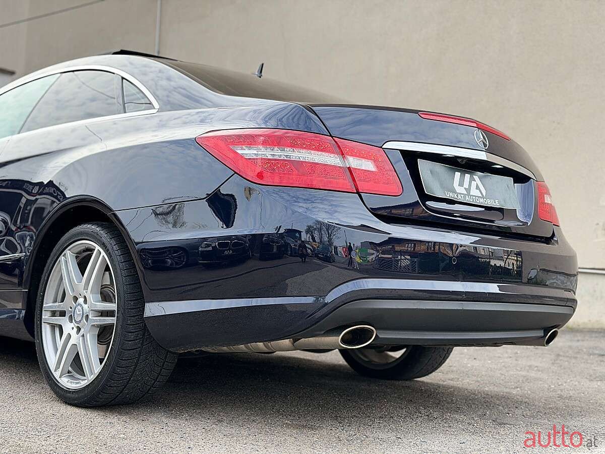 2010' Mercedes-Benz E-Klasse photo #6