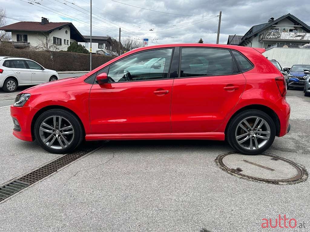 2017' Volkswagen Polo photo #5
