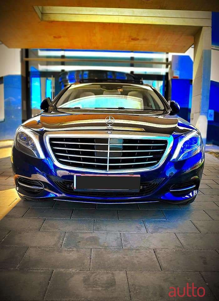 2014' Mercedes-Benz S-Klasse photo #3